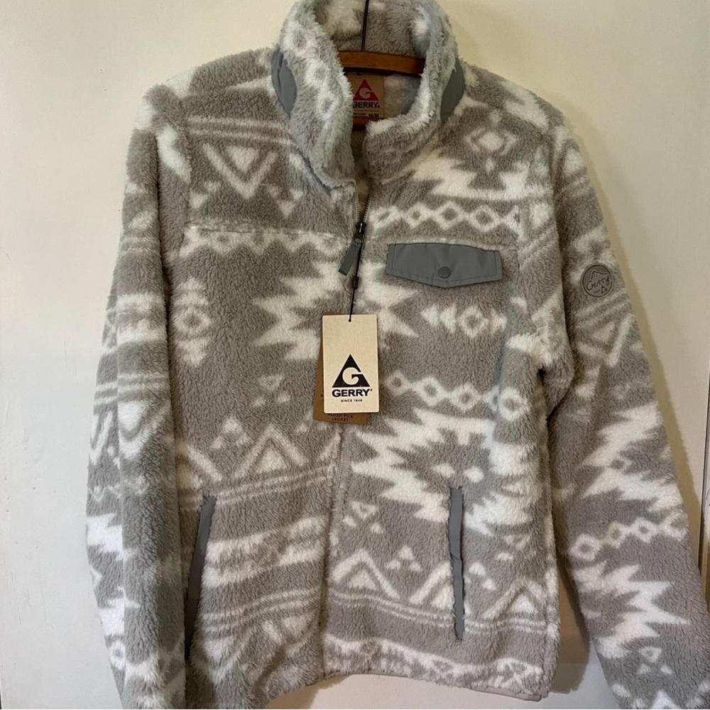 Gerry Gray and White Fleece Jacket